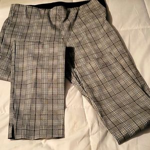 Old Navy Side Zip Plaid Stretch Legging